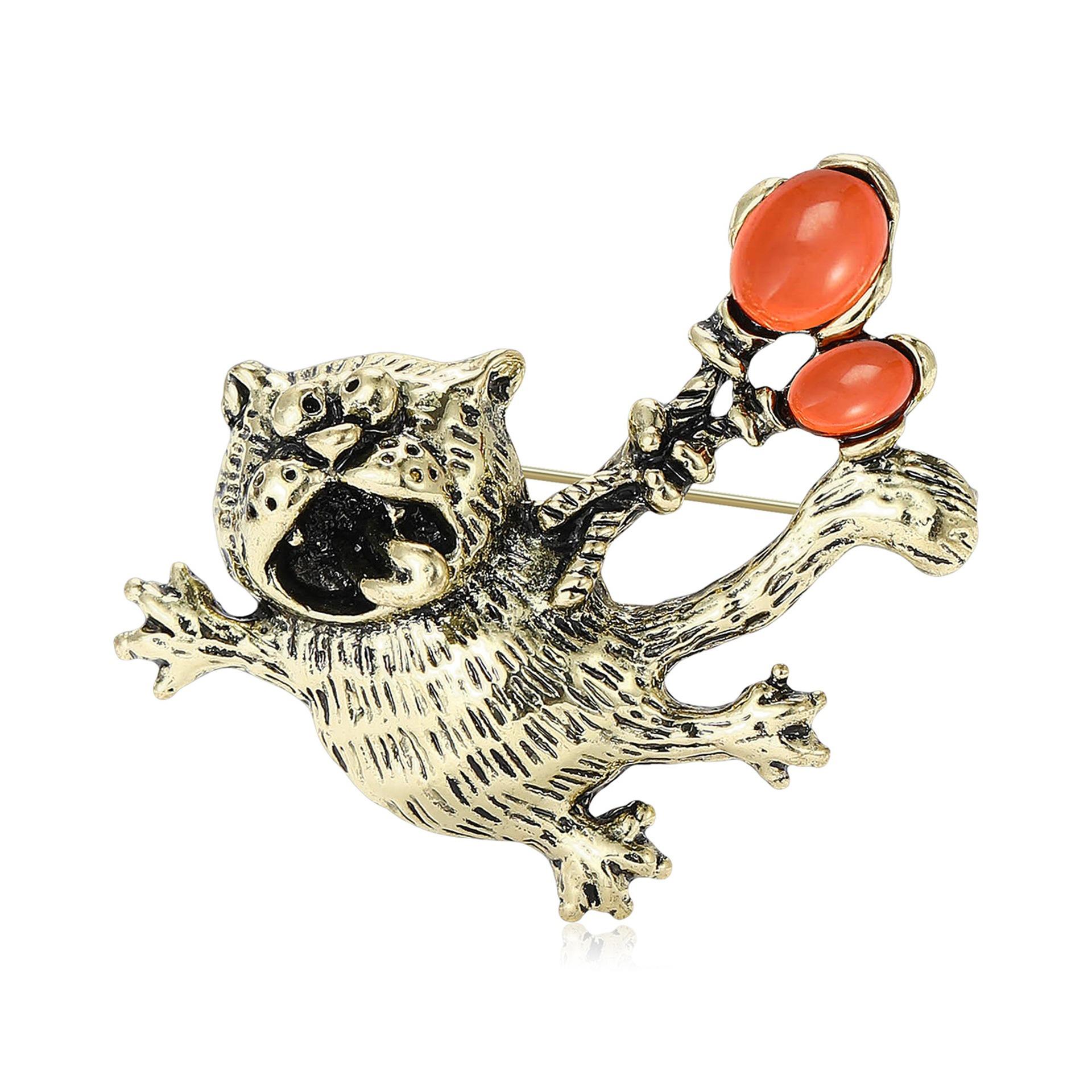 DIGADAGU Metal Rhinestone Cat Brooch New Classic Retro Corsage Pin Female Party Zircon Accessories
DIGADAGU Metal Rhinestone Cat Brooch New Classic Retro Corsage Pin Female Party Zircon Accessories