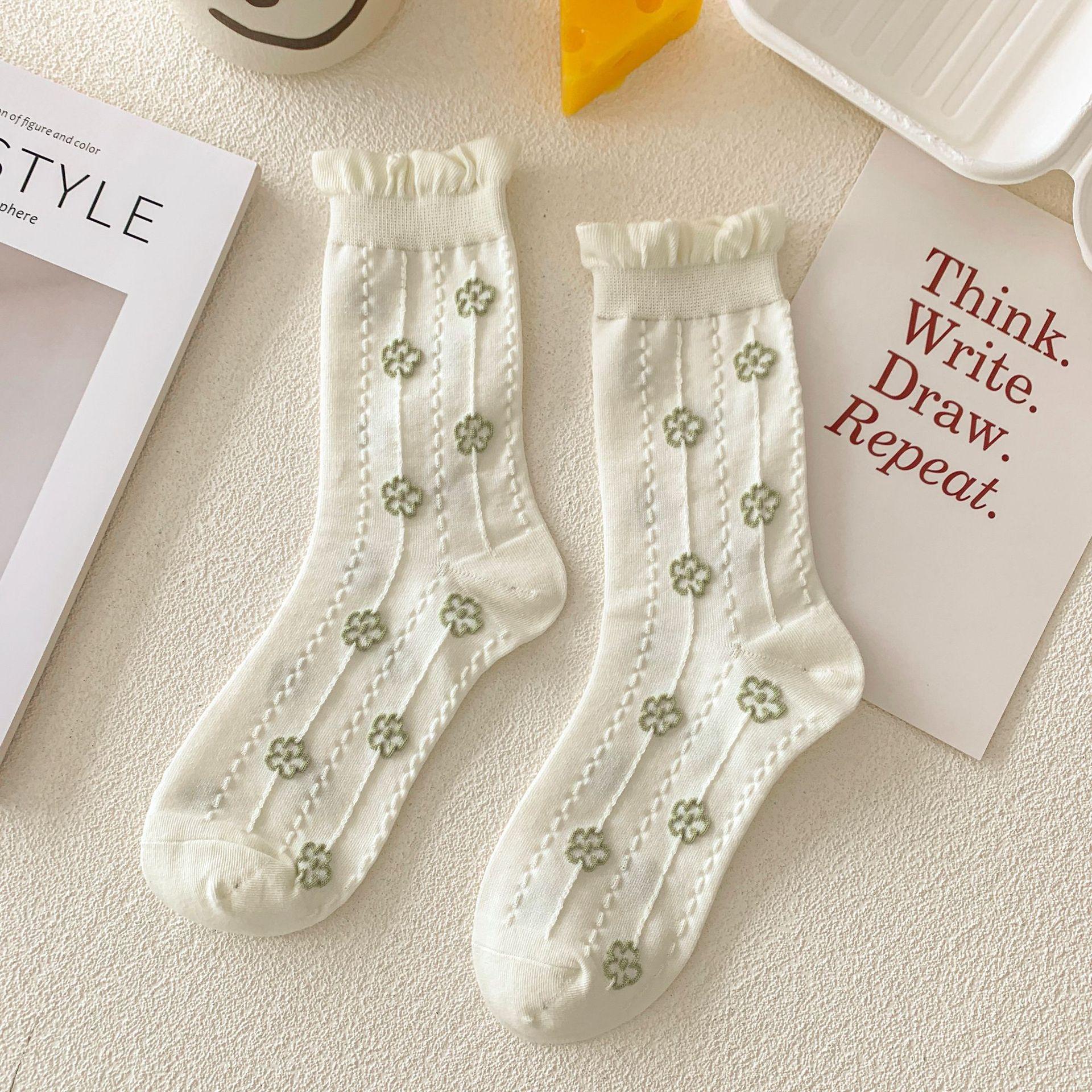 Носки с цветочным и сердечным узором, милые и симпатичные носки средней длины с оборками, женские чулки и чулочно-носочные изделия 1
Носки с цветочным и сердечным узором, милые и симпатичные носки средней длины с оборками, женские чулки и чулочно-носочные изделия 1