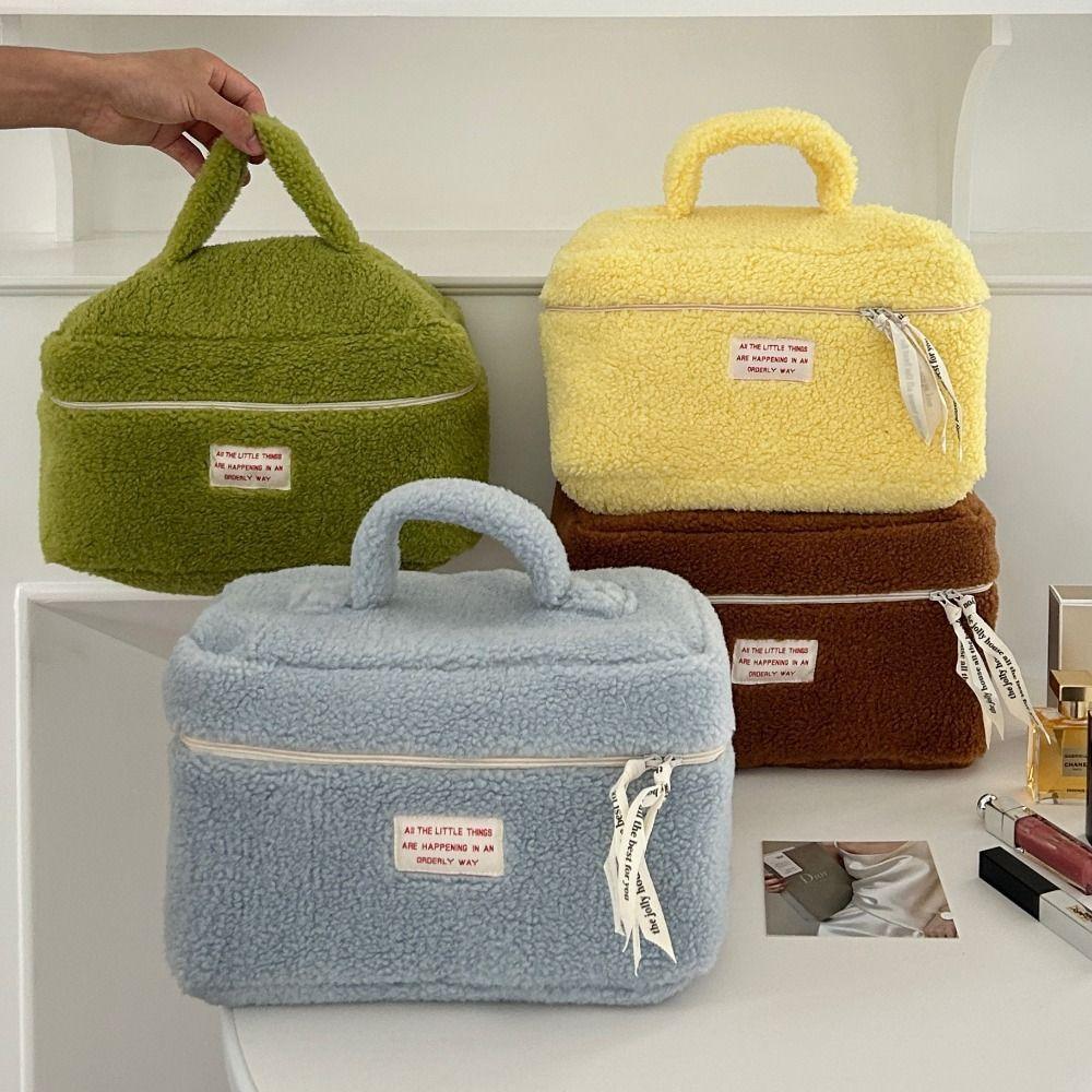 Fluffy Makeup Pouch Bag Zipper Travel Washbag Portable Plush Cosmetic Bag Shopping зелёный
Fluffy Makeup Pouch Bag Zipper Travel Washbag Portable Plush Cosmetic Bag Shopping зелёный
