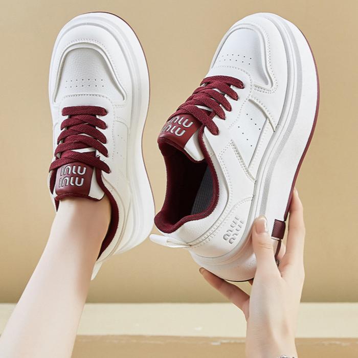 Spring student thick soled height increasing sports board shoes casual street photography 40 білий
Spring student thick soled height increasing sports board shoes casual street photography 40 білий