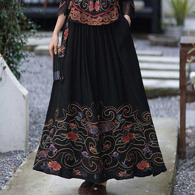 Women s Chinese-Style A-Line Midi Skirt with Heavy Embroidery and Tassel Accents One Size чёрный
Women s Chinese-Style A-Line Midi Skirt with Heavy Embroidery and Tassel Accents One Size чёрный