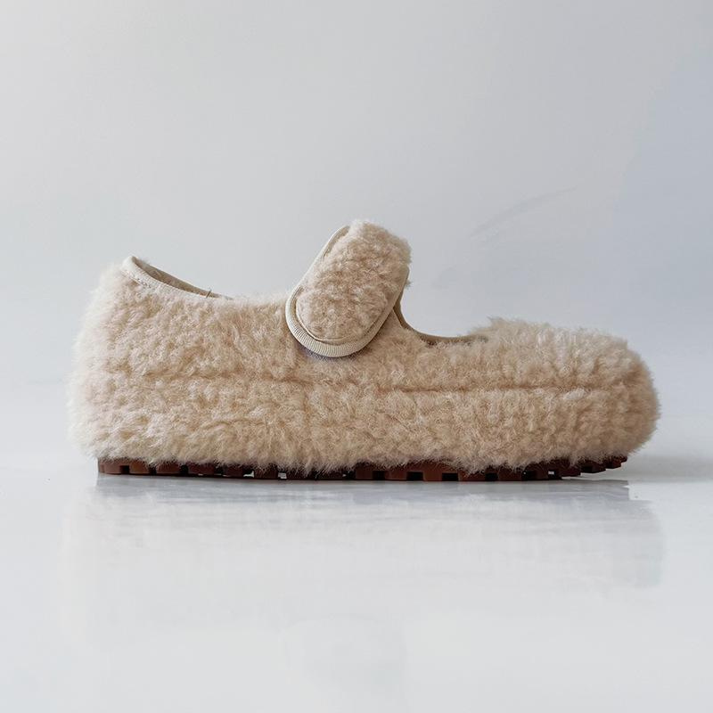 Women Wear New Height-increasing Large-head Fleece Cotton Shoes Over Retro Shoes 40 бежевий
Women Wear New Height-increasing Large-head Fleece Cotton Shoes Over Retro Shoes 40 бежевий