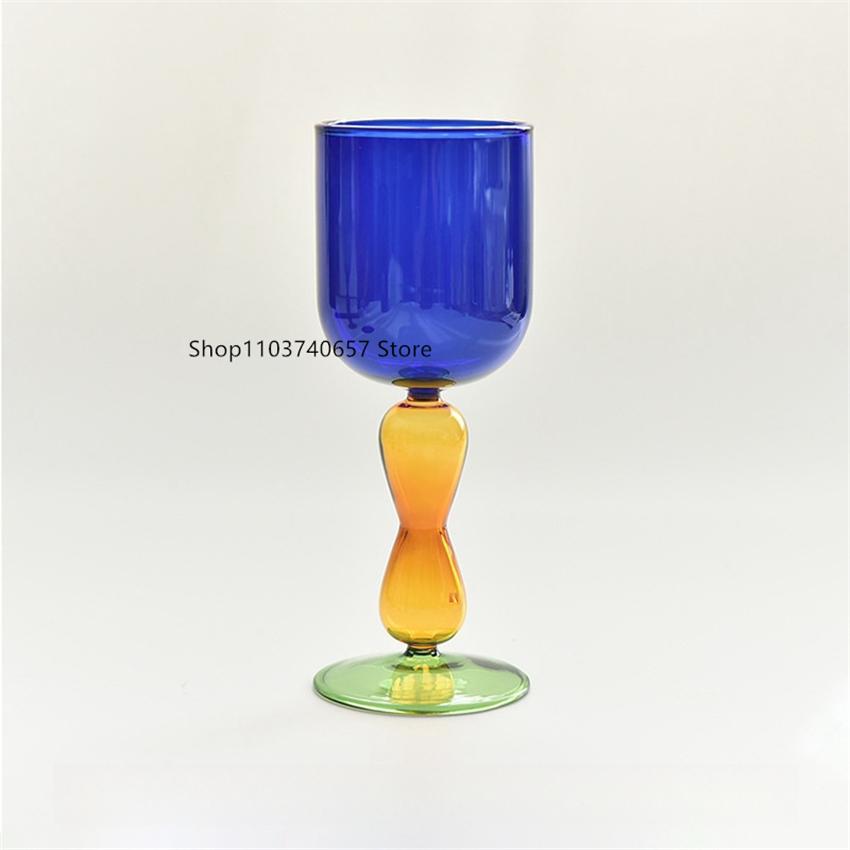 European-style Retro Special-shaped Handle Glass Creative Contrast Color High Foot Red Wine Glass Household Simple Beverage Cup 201-300ml синій
European-style Retro Special-shaped Handle Glass Creative Contrast Color High Foot Red Wine Glass Household Simple Beverage Cup 201-300ml синій