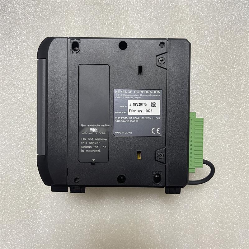 Laser Displacement Sensor LK-G5000PV and Controller Series LK-G5000/LK-G5000P G5001
Laser Displacement Sensor LK-G5000PV and Controller Series LK-G5000/LK-G5000P G5001
