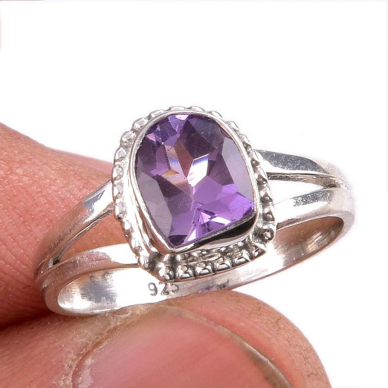 Natural Pink Amethyst Gemstone 925 Solid Sterling Silver Jewelry Ring S.7 U1r90
Natural Pink Amethyst Gemstone 925 Solid Sterling Silver Jewelry Ring S.7 U1r90