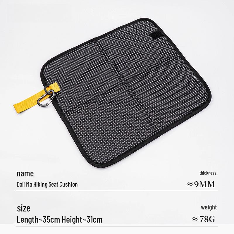 Waterproof Portable Children s Picnic and Camping Cushion - Moisture-Proof, Outdoor Folding Seat Pad for Hiking 35x31 cm
Waterproof Portable Children s Picnic and Camping Cushion - Moisture-Proof, Outdoor Folding Seat Pad for Hiking 35x31 cm