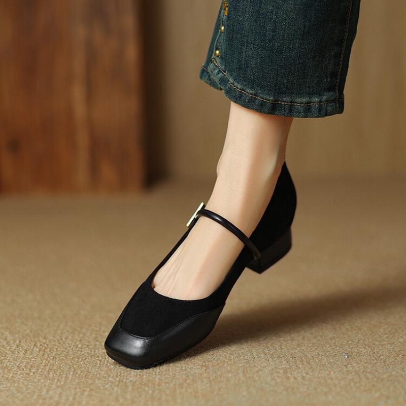 Новая всесезонная женская повседневная обувь, однотонные туфли с открытой союзкой на низком каблуке с квадратным носком, размер женской обуви, плоские ленивые туфли для женщин 39 чёрный
Новая всесезонная женская повседневная обувь, однотонные туфли с открытой союзкой на низком каблуке с квадратным носком, размер женской обуви, плоские ленивые туфли для женщин 39 чёрный