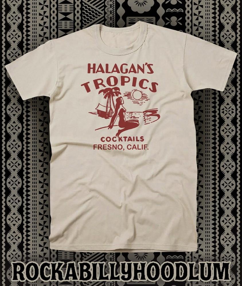 Retro Tiki Bar Tee T Shirt Restaurant Halagans Tropics Cocktails Fresno CA Unisex T-Shirt L
Retro Tiki Bar Tee T Shirt Restaurant Halagans Tropics Cocktails Fresno CA Unisex T-Shirt L