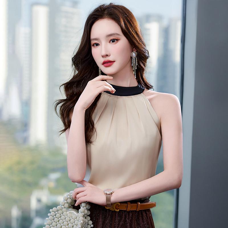 Women s Off-Shoulder Halter Top – Imitation Silk, Summer Style, Strappy Sleeveless Design, Elegant Niche Outerwear. L 100-108 lbs
Women s Off-Shoulder Halter Top – Imitation Silk, Summer Style, Strappy Sleeveless Design, Elegant Niche Outerwear. L 100-108 lbs