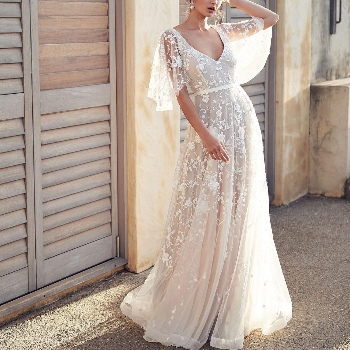 Autumn European And American New Dresses, Sexy Lace V-Neck Backless Dress S
Autumn European And American New Dresses, Sexy Lace V-Neck Backless Dress S