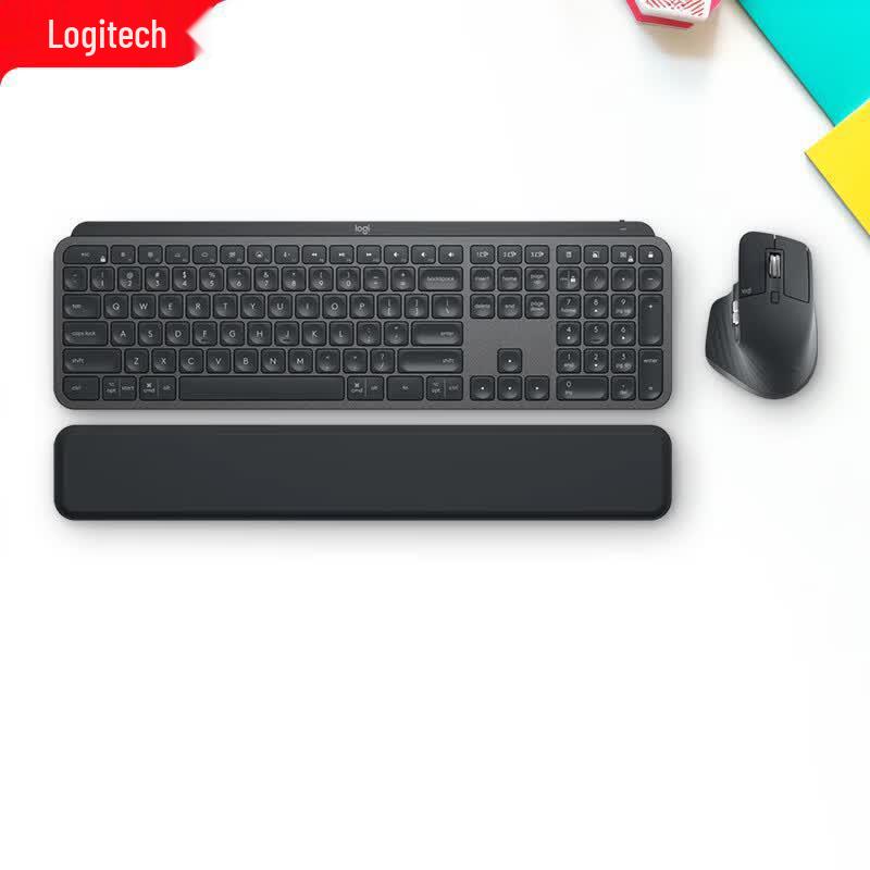 Logitech MX Keys Combo Business Keyboard and Mouse Set (2nd Gen)
Logitech MX Keys Combo Business Keyboard and Mouse Set (2nd Gen)