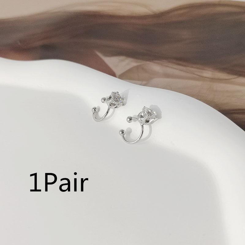 Trendy Copper Color 6mm CZ Crystal Ear Cuff Non-Piercing Fake Cartilage Clip Earrings For Women Men Punk Creative Friend Zircon
Trendy Copper Color 6mm CZ Crystal Ear Cuff Non-Piercing Fake Cartilage Clip Earrings For Women Men Punk Creative Friend Zircon