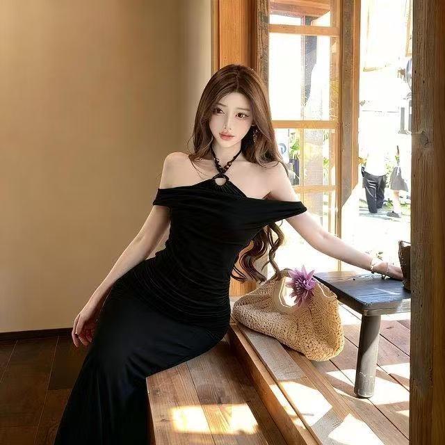 Pure desire purple neck dress swinging collar design waist fishtail skirt sexy temperament feminine long skirt 2XL чорний
Pure desire purple neck dress swinging collar design waist fishtail skirt sexy temperament feminine long skirt 2XL чорний