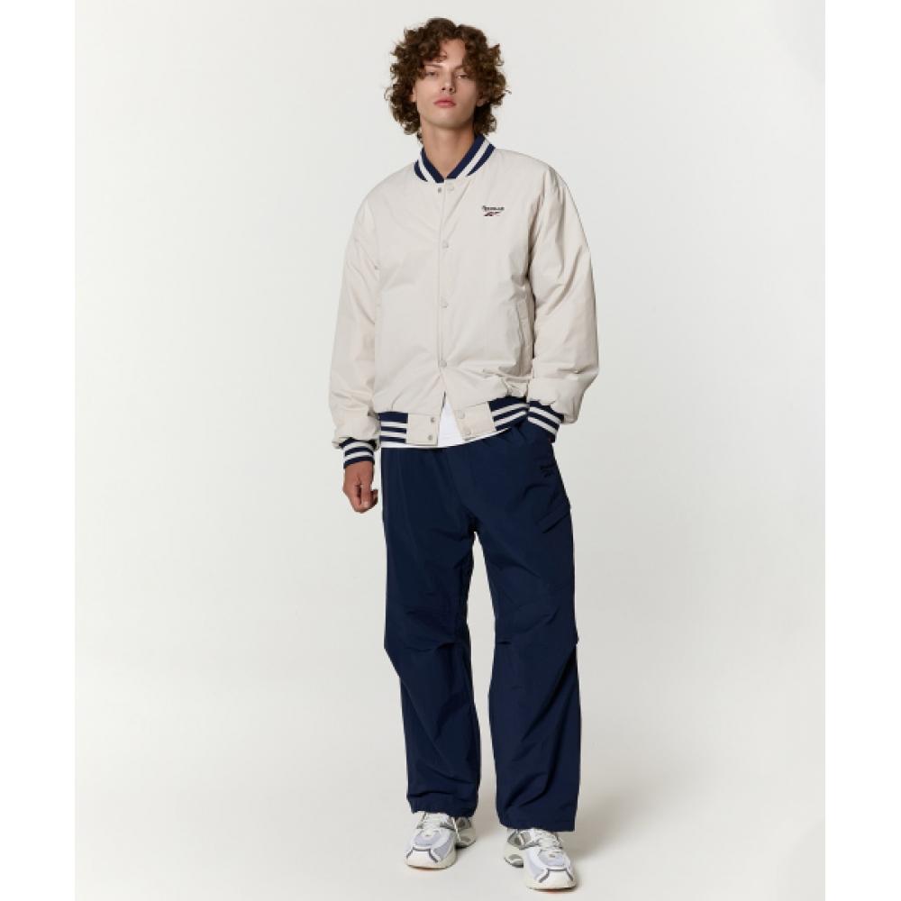Reebok Woven Warm Cargo Pants Navy M
Reebok Woven Warm Cargo Pants Navy M