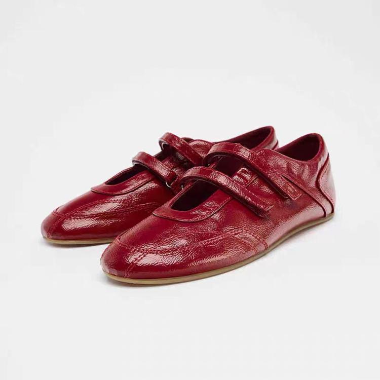 Fashion Women s Sneakers Flats Running Sport Shoes Designer Spring Casual Shoes 2025 Fashion New Trend Walking Comfort Femme Chaussures 40 красный
Fashion Women s Sneakers Flats Running Sport Shoes Designer Spring Casual Shoes 2025 Fashion New Trend Walking Comfort Femme Chaussures 40 красный