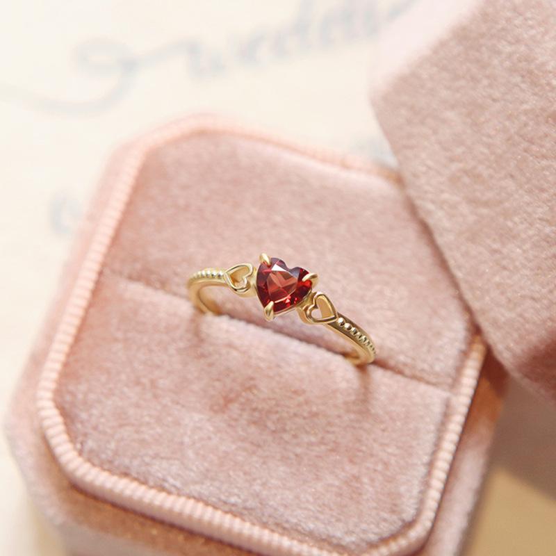 Gold-Plated S925 Sterling Silver Heart Ring - Light Luxury, Niche Design, Simple & Versatile Fashion for Women US Size 9
Gold-Plated S925 Sterling Silver Heart Ring - Light Luxury, Niche Design, Simple & Versatile Fashion for Women US Size 9
