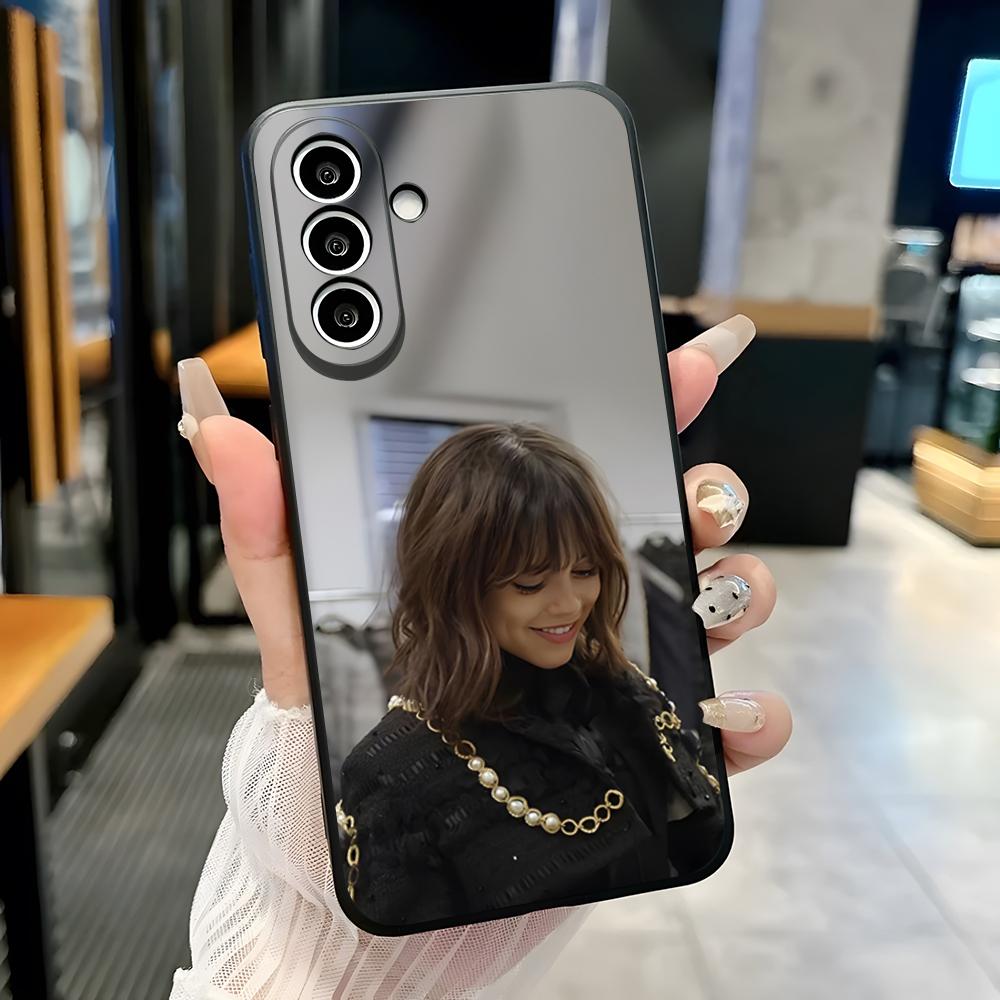 Aesthetic Jenna Ortega Actor Phone Case For Samsung A25 A13 A33 5G A54 A36 A35 A56 A52 A14 Shockproof Soft Cover Samsung A26
Aesthetic Jenna Ortega Actor Phone Case For Samsung A25 A13 A33 5G A54 A36 A35 A56 A52 A14 Shockproof Soft Cover Samsung A26