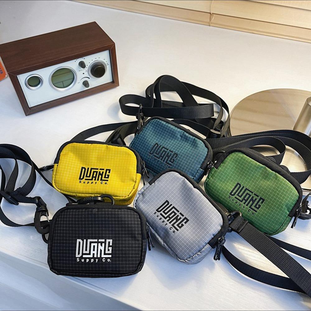 Neck Hanging Couple Crossbody Bag Japanese Style Small Item Bag Portable Mini Storage Bag Gifts синій
Neck Hanging Couple Crossbody Bag Japanese Style Small Item Bag Portable Mini Storage Bag Gifts синій