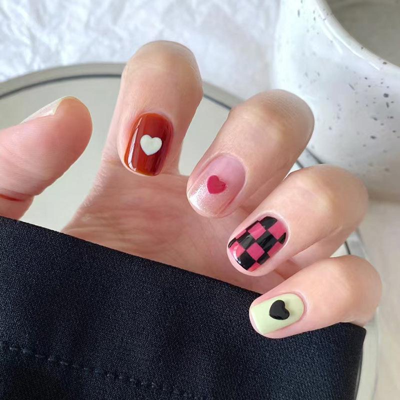 Cute Color Block Press-on Nails with Heart, Checkerboard, and Glitter Designs - Universal Size
Cute Color Block Press-on Nails with Heart, Checkerboard, and Glitter Designs - Universal Size