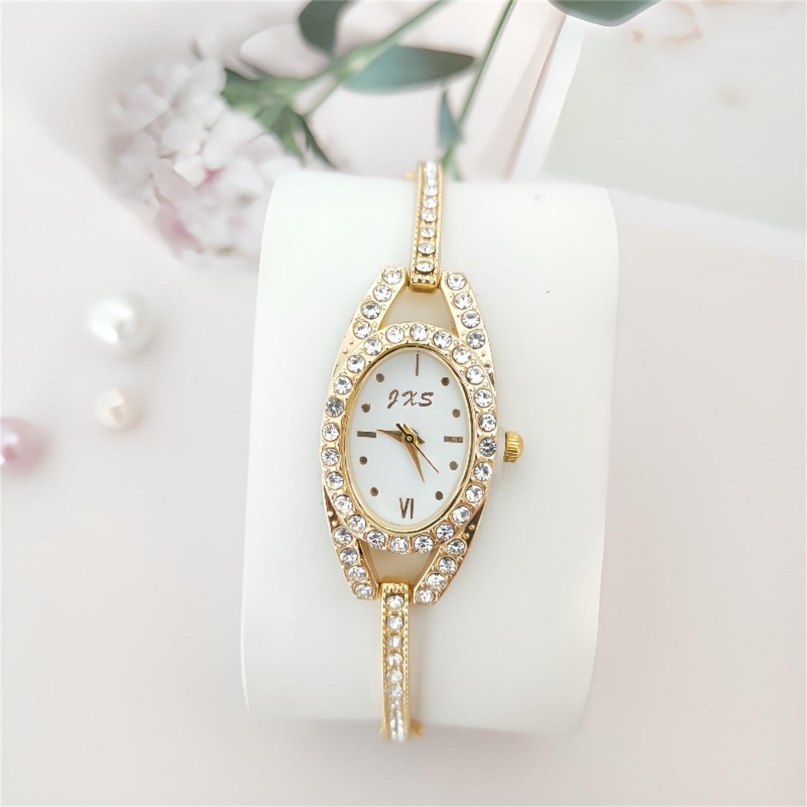 Women Fashion Leather Watch One Size
Women Fashion Leather Watch One Size
