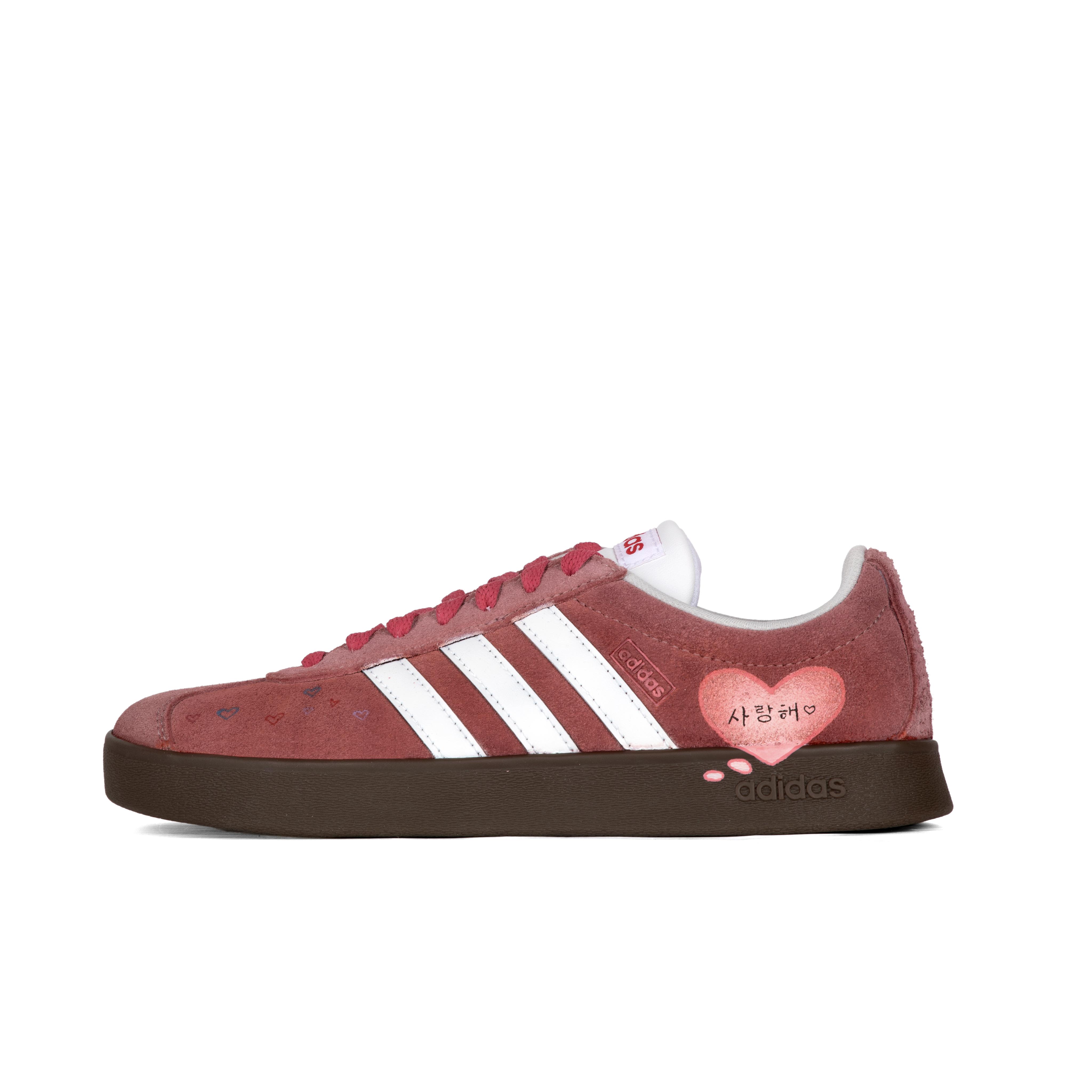 Adidas VL COURT 2.0 Abrasion Resistant Low top Skateboard Shoes Women s HQ1802(Team186-) 41⅓
Adidas VL COURT 2.0 Abrasion Resistant Low top Skateboard Shoes Women s HQ1802(Team186-) 41⅓