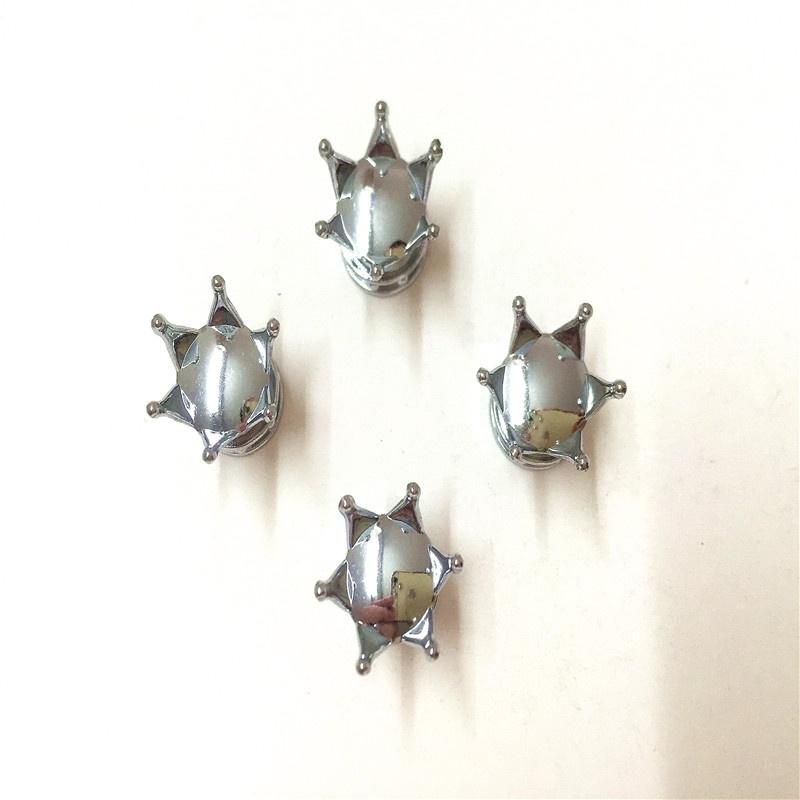 2 Pcs Fashion Style Crown Shape Metal Material Gas Nozzle Dust Cover срібний
2 Pcs Fashion Style Crown Shape Metal Material Gas Nozzle Dust Cover срібний