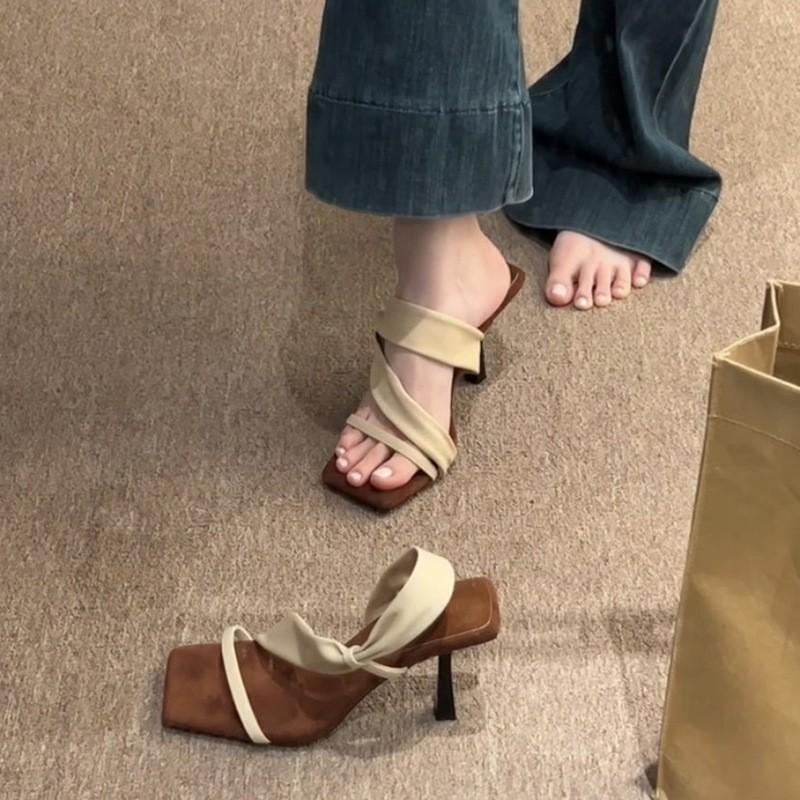 Open-toed word with beautiful sandals women s summer wear temperament high-heeled slippers cool slippers 35
Open-toed word with beautiful sandals women s summer wear temperament high-heeled slippers cool slippers 35