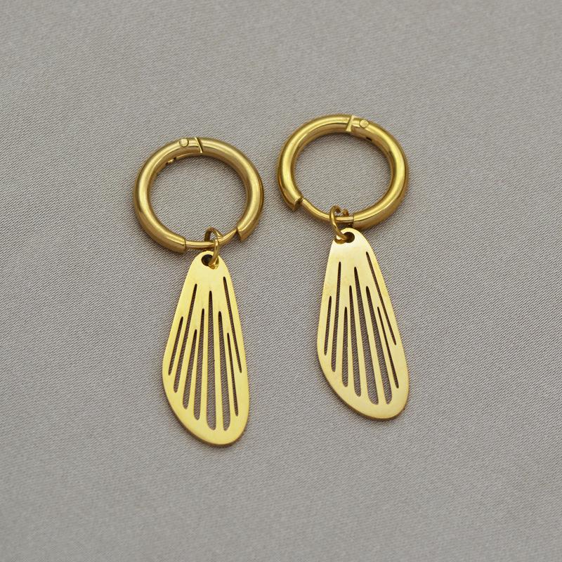 Модные золотые невыцветающие серьги из нержавеющей стали Mangxing Simple Titanium Steel Серьги для женщин
Модные золотые невыцветающие серьги из нержавеющей стали Mangxing Simple Titanium Steel Серьги для женщин