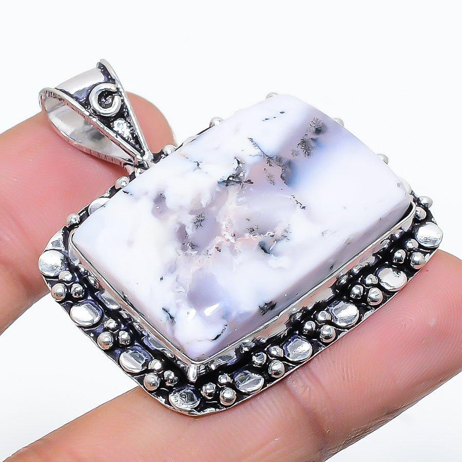 Этническая ювелирная подвеска ручной работы с дендритом и опалом, 1,65 дюйма, VR-4088
Этническая ювелирная подвеска ручной работы с дендритом и опалом, 1,65 дюйма, VR-4088