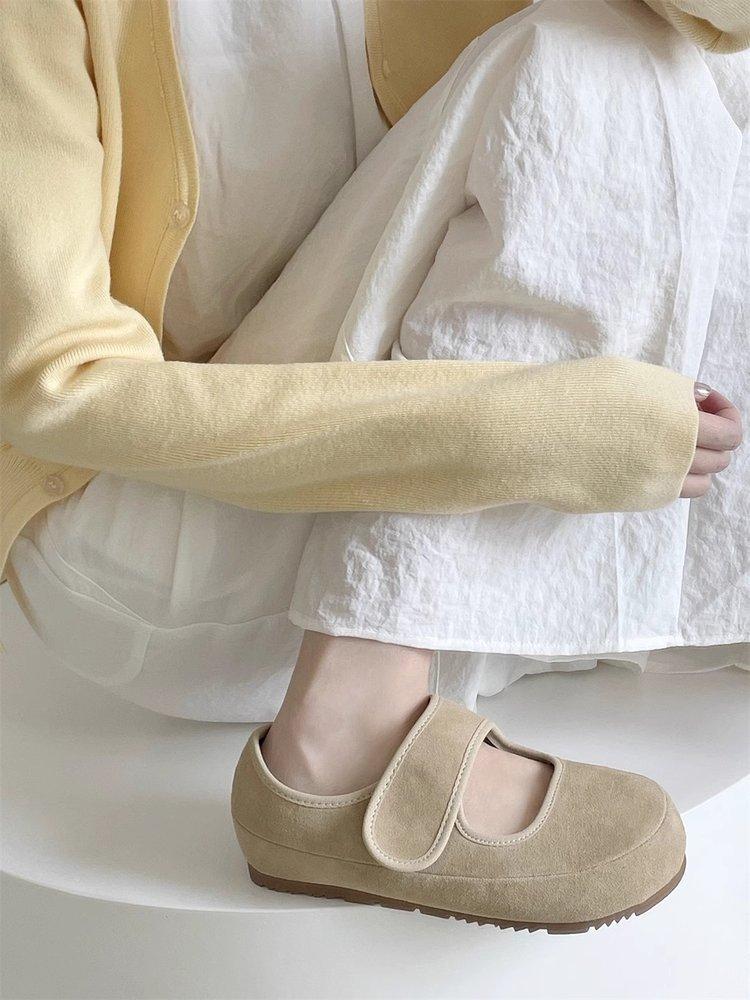 Soft leather version 2025 spring and autumn new retro single shoes women s round head outer wear Velcro lazy shoes Boken shoes Muller shoes 40 абрикосовий
Soft leather version 2025 spring and autumn new retro single shoes women s round head outer wear Velcro lazy shoes Boken shoes Muller shoes 40 абрикосовий