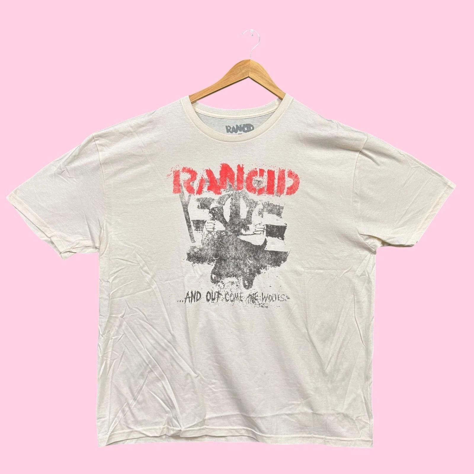 Rancid And Out Come the Wolves Punk Rock Band Tee XXL XL
Rancid And Out Come the Wolves Punk Rock Band Tee XXL XL