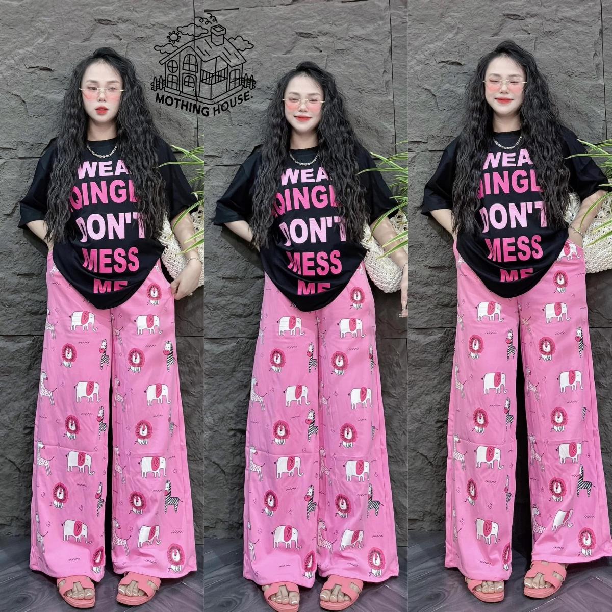 Women s Summer Letter Print Two-Piece Set: Pink Short Sleeve T-shirt & Wide Leg Pants One Size чёрный
Women s Summer Letter Print Two-Piece Set: Pink Short Sleeve T-shirt & Wide Leg Pants One Size чёрный