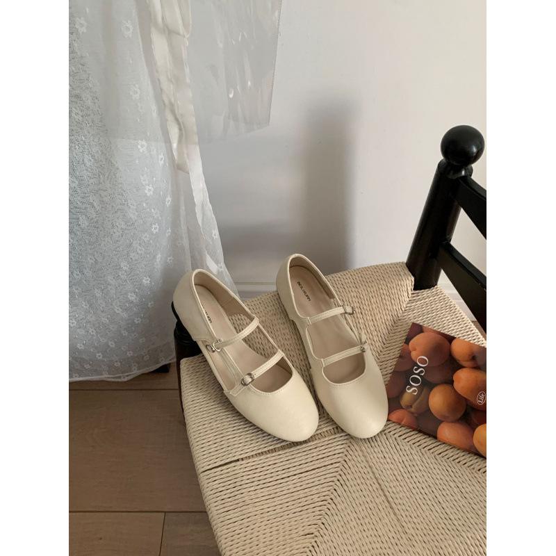 Retro Mary Jane shoes women s 2025 autumn new belt buckle ballet shoes women s flat bottom shallow mouth single shoes women 39 абрикосовый
Retro Mary Jane shoes women s 2025 autumn new belt buckle ballet shoes women s flat bottom shallow mouth single shoes women 39 абрикосовый