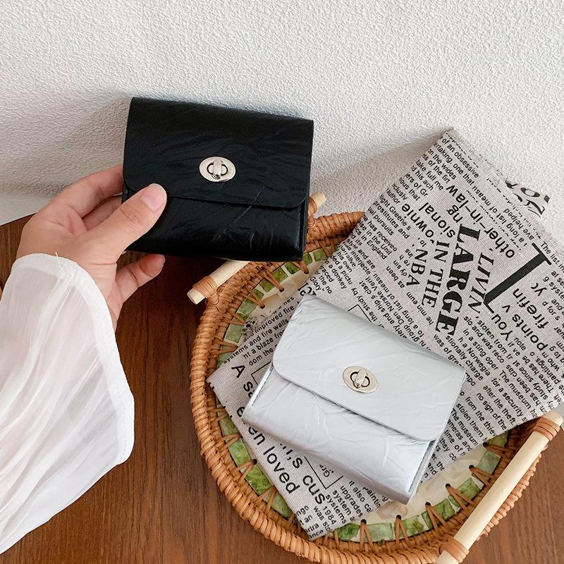 Ladies Wallet ins Women s Small Wallet Retro Multifunctional Spin Lock Card Bag Simple Change Bag WALLET срібний
Ladies Wallet ins Women s Small Wallet Retro Multifunctional Spin Lock Card Bag Simple Change Bag WALLET срібний