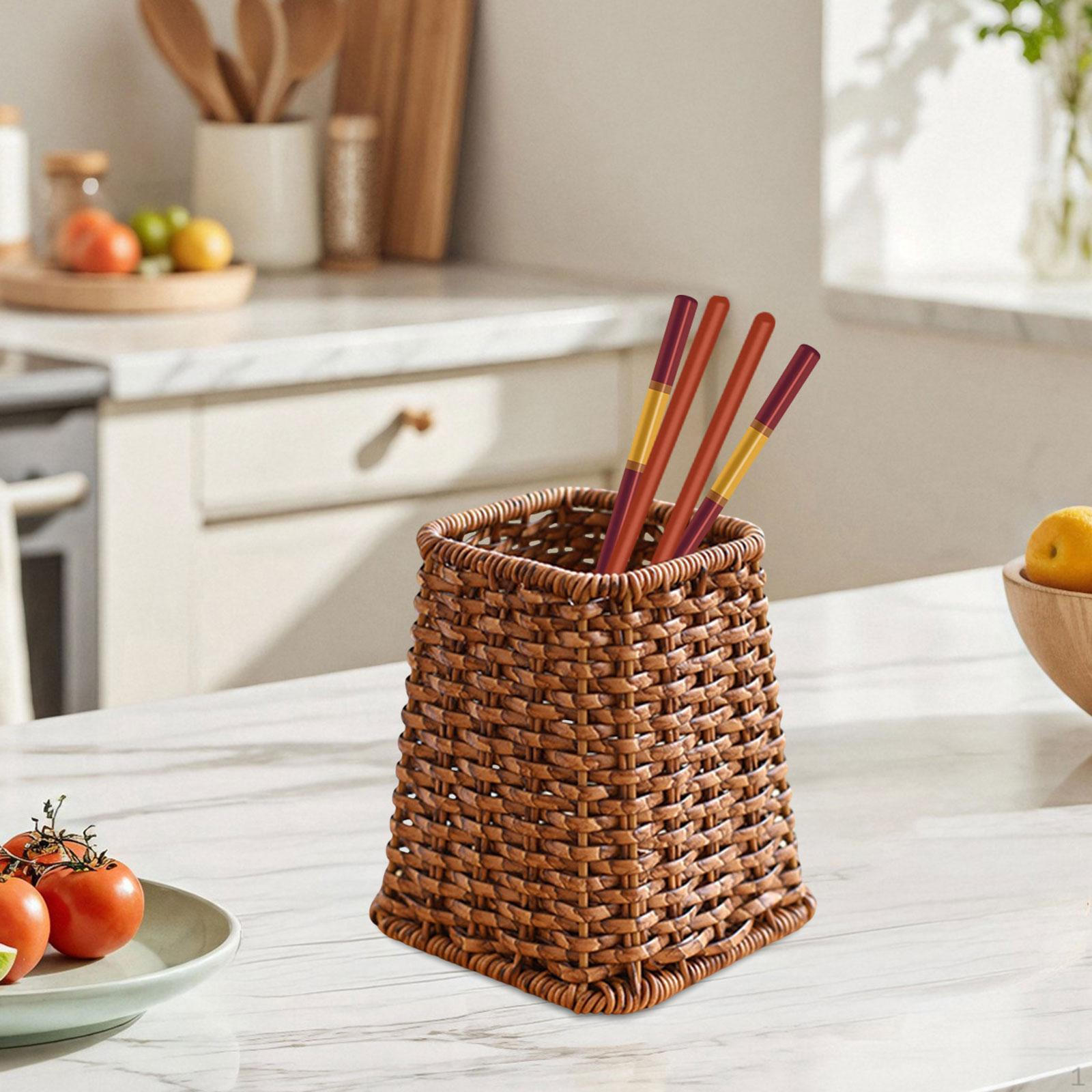 Подставка для косметических кистей Декоративная ваза для цветов Имитация плетения из ротанга Портативная Ручная работа Настольная Style B
Подставка для косметических кистей Декоративная ваза для цветов Имитация плетения из ротанга Портативная Ручная работа Настольная Style B