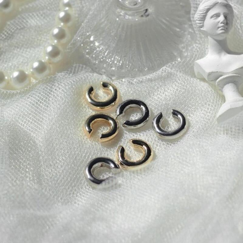 Tanube Earrings Silver Ear Cuff Bracelet Bold Ring gold
Tanube Earrings Silver Ear Cuff Bracelet Bold Ring gold