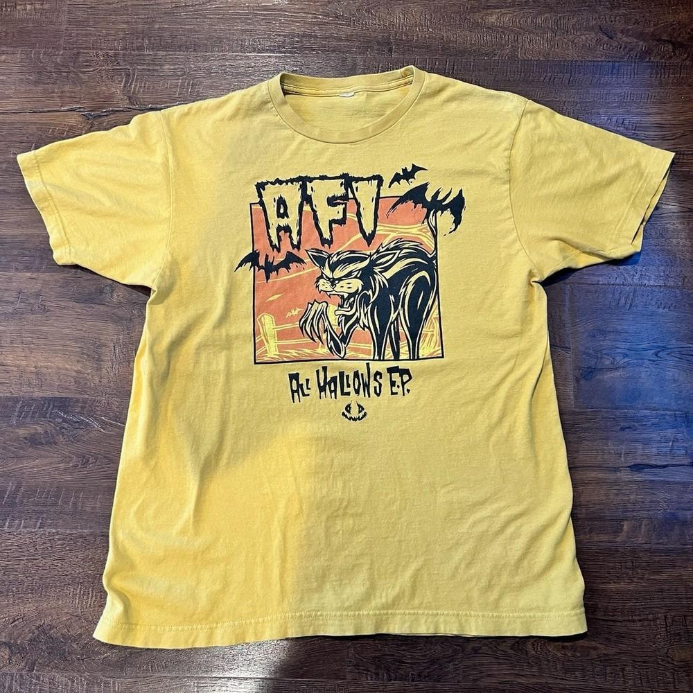 Rare! AFI Band All Hallow s E.P. Gold Color Shirt Unisex Concert S to 5XL DO382 Unisex T-Shirt XXL
Rare! AFI Band All Hallow s E.P. Gold Color Shirt Unisex Concert S to 5XL DO382 Unisex T-Shirt XXL