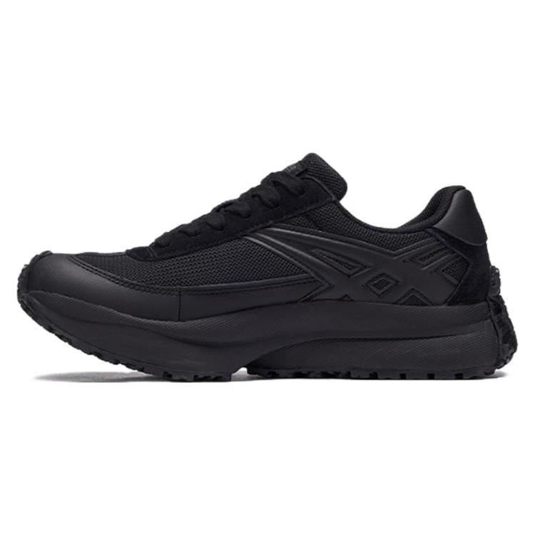 New Onitsuka Tiger SP II Black 1183C185-001 39
New Onitsuka Tiger SP II Black 1183C185-001 39