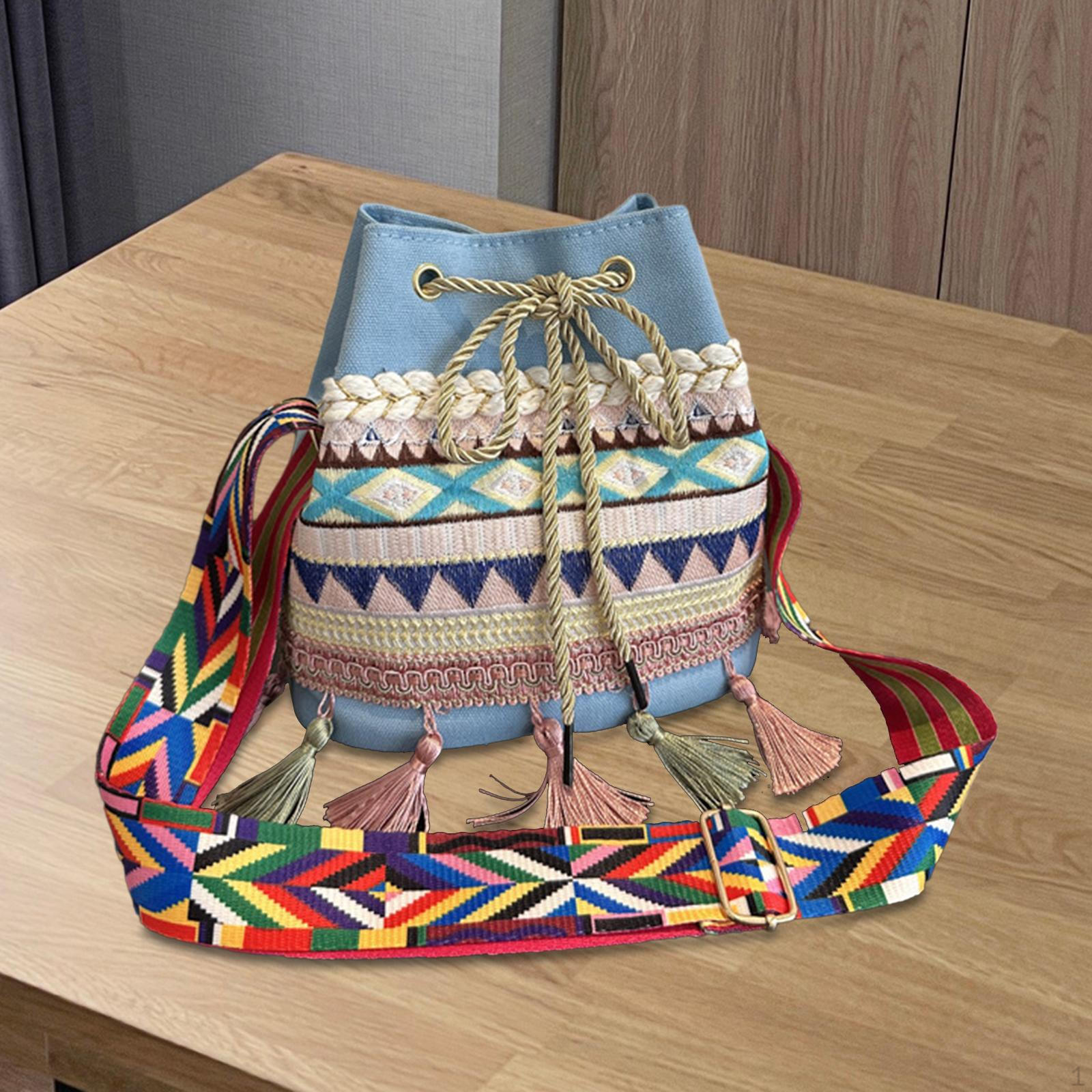 Стильная женская сумка через плечо с регулируемым ремешком для повседневного использования
Стильная женская сумка через плечо с регулируемым ремешком для повседневного использования