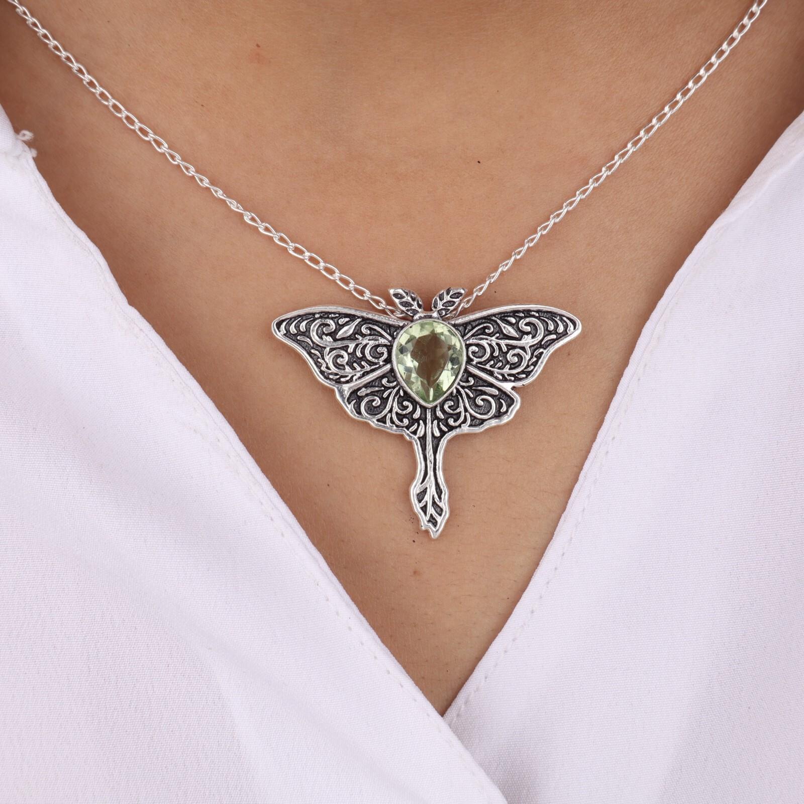 Green Amethyst Gemstone 925 Sterling Silver Jewelry Vintage Pendant 1.2 Gift CP-31-15
Green Amethyst Gemstone 925 Sterling Silver Jewelry Vintage Pendant 1.2 Gift CP-31-15