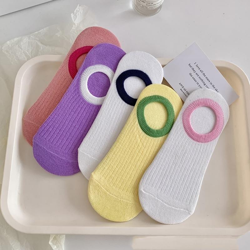 5 пар тонких носков-лодочек карамельного цвета, милые женские летние носки до щиколотки, короткие женские носки, повседневные универсальные дышащие низкие носки 35-40 One Size
5 пар тонких носков-лодочек карамельного цвета, милые женские летние носки до щиколотки, короткие женские носки, повседневные универсальные дышащие низкие носки 35-40 One Size