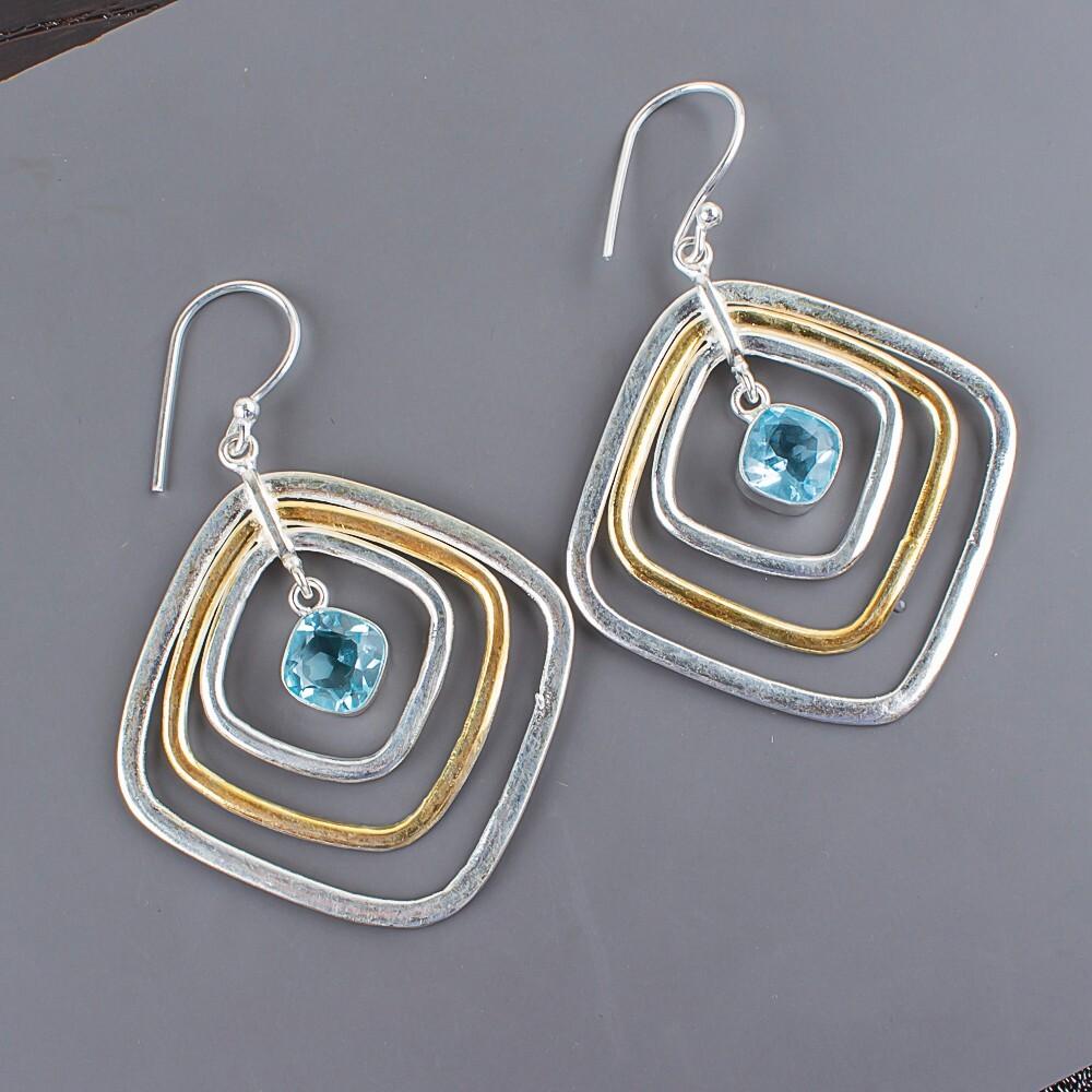 Sky Blue Topaz Gemstone 925 Sterling Silver Handmade Jewelry Hook Earrings 2.44 EE-70-11
Sky Blue Topaz Gemstone 925 Sterling Silver Handmade Jewelry Hook Earrings 2.44 EE-70-11