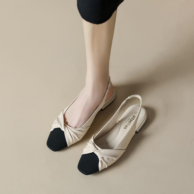 Shallow mouth splicing single shoes with professional word with sandals women 40 чорний
Shallow mouth splicing single shoes with professional word with sandals women 40 чорний
