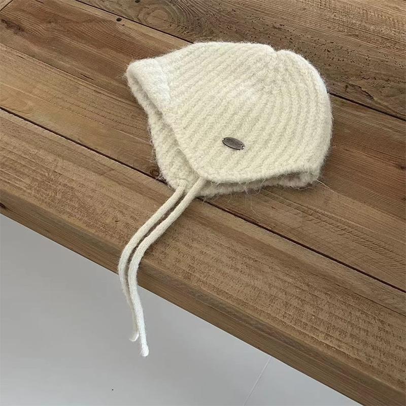 Winter Korean Sweet Earmuff Knitted Hat Fashion Versatile Casual Lei Feng Hat бежевый
Winter Korean Sweet Earmuff Knitted Hat Fashion Versatile Casual Lei Feng Hat бежевый