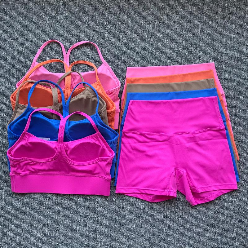 LULU Women s Yoga Shorts Set with Chest Pad & Stylish Back for Running & Fitness Extra Large
LULU Women s Yoga Shorts Set with Chest Pad & Stylish Back for Running & Fitness Extra Large