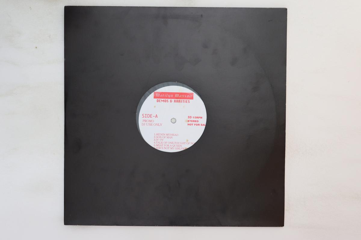 LP Пластинка MARILYN MANSON - Демо и раритеты AE23017 НЕ НА ЛЕЙБЛЕ Не Япония Рок Б/У
LP Пластинка MARILYN MANSON - Демо и раритеты AE23017 НЕ НА ЛЕЙБЛЕ Не Япония Рок Б/У