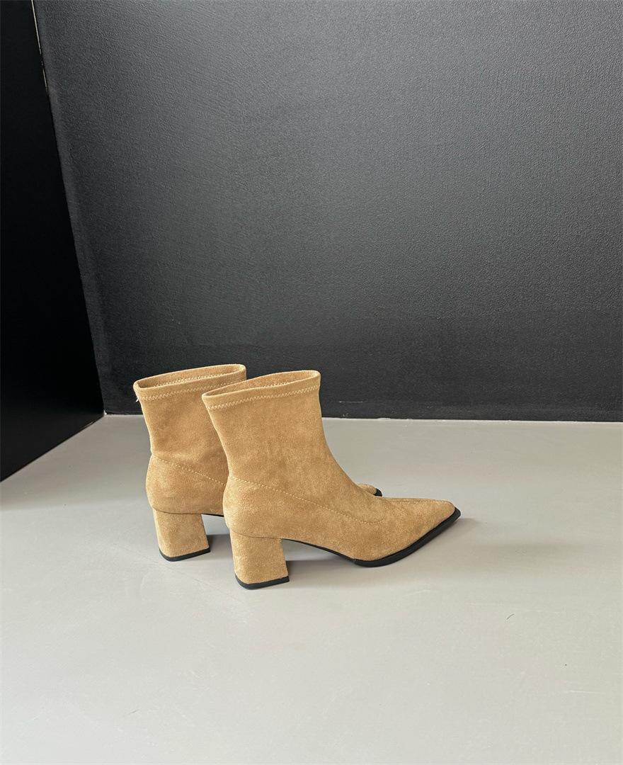 2025 осень и зима новая женская обувь модный темперамент европейский и американский стиль красивый цвет толстый каблук острый носок тонкие ботильоны 39 хаки
2025 осень и зима новая женская обувь модный темперамент европейский и американский стиль красивый цвет толстый каблук острый носок тонкие ботильоны 39 хаки