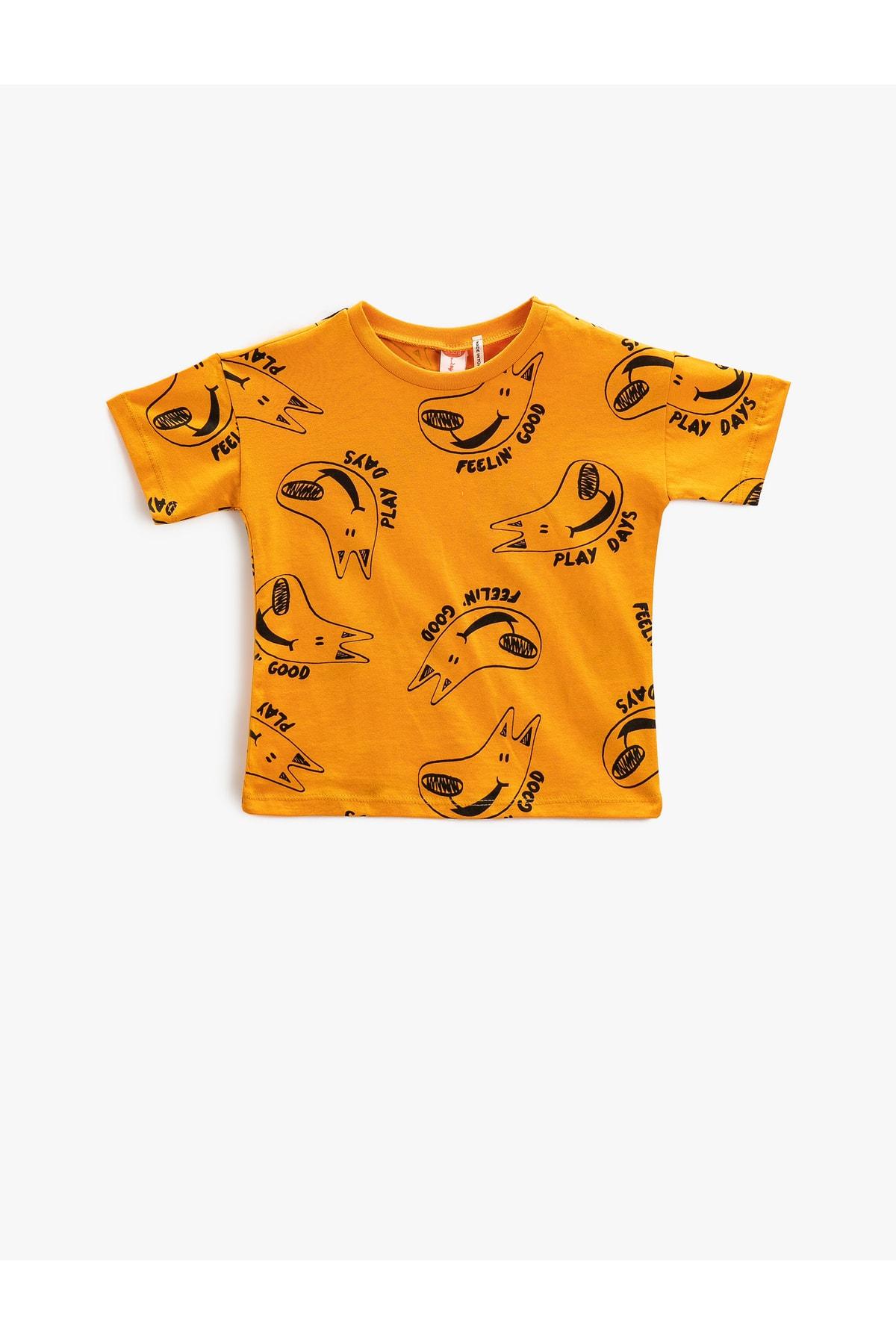 Футболка - Оранжевая - Стандартный крой
Футболка - Оранжевая - Стандартный крой