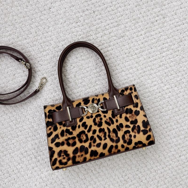 Allow Me To Show You The High-Grade Cowhide String Handbag With Single Leather Strap Adorned With Yellow Cowhide String And Same-Style Top Layer 23x8x14cm
Allow Me To Show You The High-Grade Cowhide String Handbag With Single Leather Strap Adorned With Yellow Cowhide String And Same-Style Top Layer 23x8x14cm