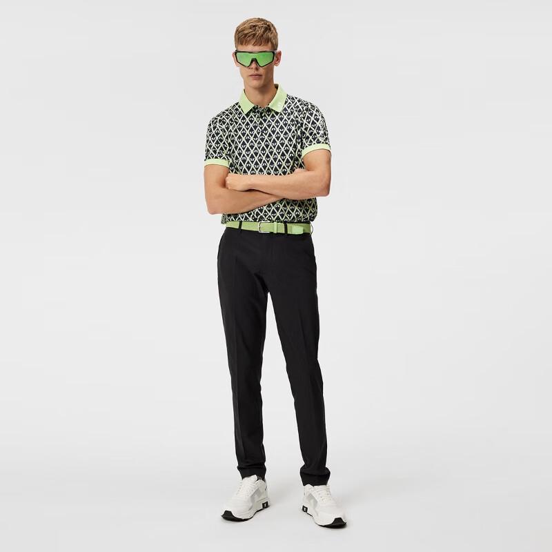 J.Lindeberg Men s Golf Performance T-Shirt S
J.Lindeberg Men s Golf Performance T-Shirt S